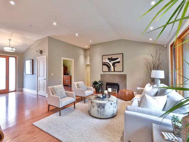 24 Kestell Lane, House detached with 3 bedrooms, 3 bathrooms and 6 parking in Toronto ON | Image 38