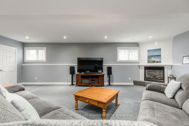 28 Azores Pl, House detached with 3 bedrooms, 3 bathrooms and 6 parking in Wasaga Beach ON | Image 16