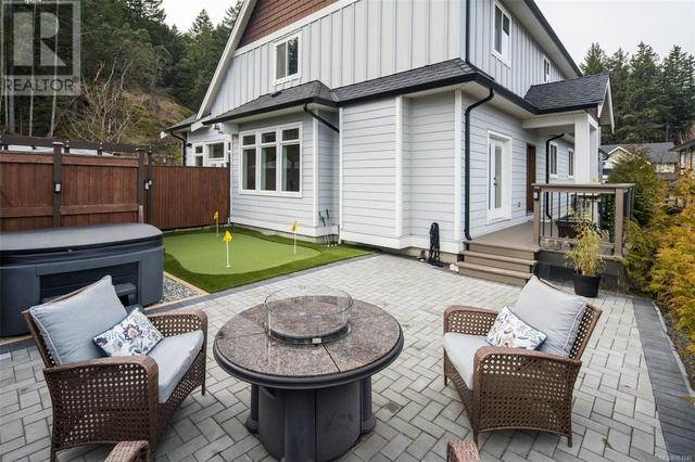 2227 Players Dr, House detached with 6 bedrooms, 4 bathrooms and 3 parking in Langford BC | Image 49