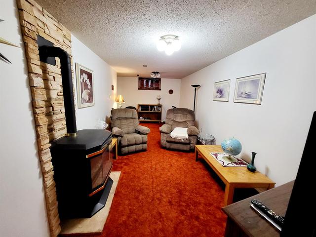 5319 52 Street, House detached with 3 bedrooms, 2 bathrooms and 2 parking in Camrose County AB | Image 22