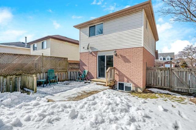 30 Rodgers Rd, House detached with 3 bedrooms, 2 bathrooms and 3 parking in Guelph ON | Image 19