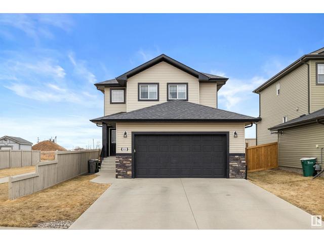 9410 85 Av, House detached with 4 bedrooms, 3 bathrooms and null parking in Morinville AB | Image 2