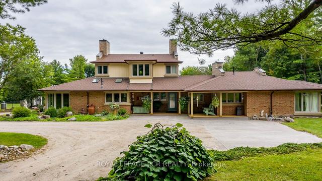16365 Bathurst St, House detached with 6 bedrooms, 4 bathrooms and 10 parking in Newmarket ON | Image 32