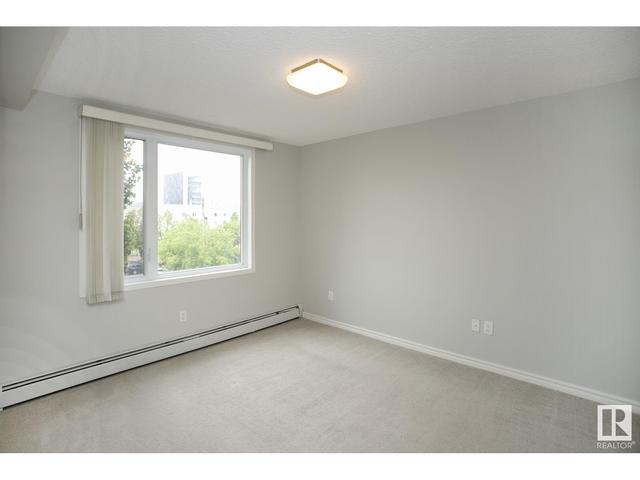 303 - 10303 105 St Nw, Condo with 2 bedrooms, 1 bathrooms and null parking in Edmonton AB | Image 22
