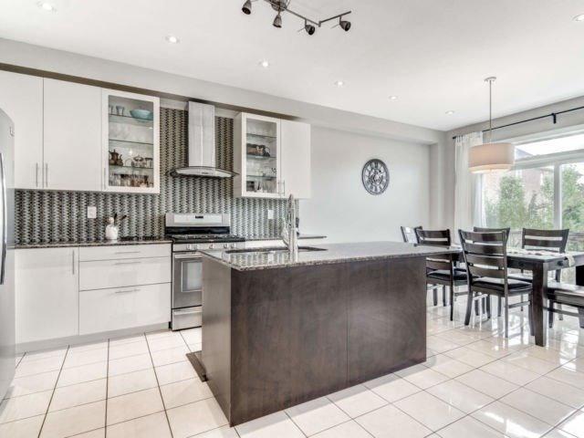 263 Rowe Terr, House detached with 4 bedrooms, 4 bathrooms and 4 parking in Milton ON | Image 7