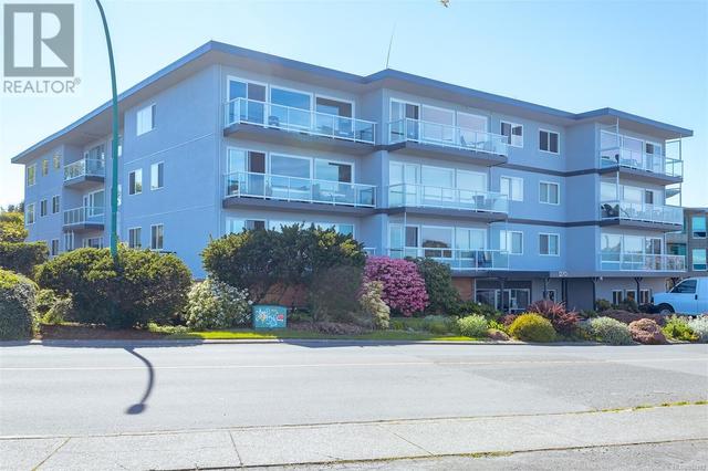 1 - 1270 Beach Dr, Condo with 1 bedrooms, 1 bathrooms and null parking in Oak Bay BC | Image 1