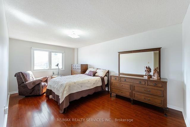 4 Donaldson Dr, House detached with 4 bedrooms, 4 bathrooms and 5 parking in Brampton ON | Image 20