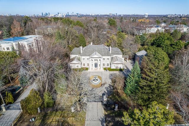 11 High Point Rd, House detached with 9 bedrooms, 14 bathrooms and 26 parking in Toronto ON | Image 31