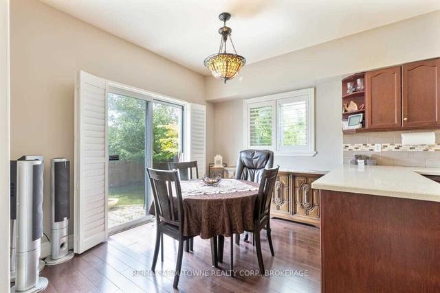 1254 Bingham Rd, House detached with 4 bedrooms, 5 bathrooms and 6 parking in Oakville ON | Image 2