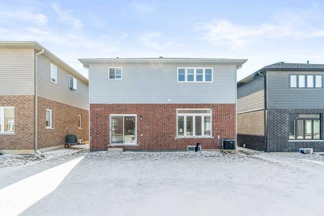 16 Cumberland St, House detached with 4 bedrooms, 3 bathrooms and 4 parking in Brantford ON | Image 27