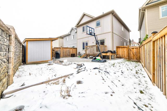 77 Mantz Cres, House detached with 3 bedrooms, 4 bathrooms and 3 parking in Whitby ON | Image 33