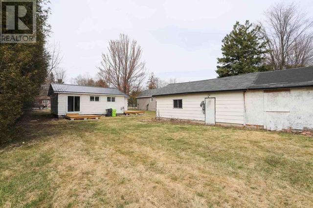 127 Eastern Ave, House detached with 2 bedrooms, 1 bathrooms and null parking in Sault Ste. Marie ON | Image 7