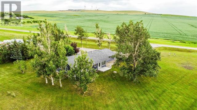 1510 Twp Rd 7 4, House detached with 2 bedrooms, 2 bathrooms and null parking in Pincher Creek No. 9 AB | Image 6
