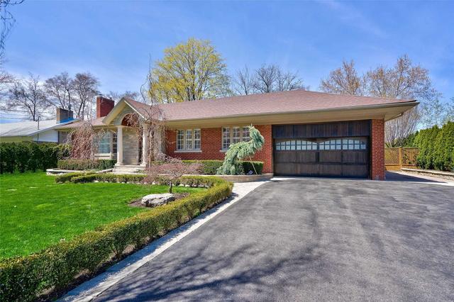 211 Radley Rd, House detached with 4 bedrooms, 3 bathrooms and 9 parking in Mississauga ON | Image 1
