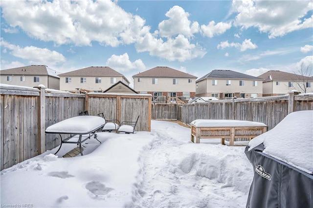 26 Couling Crescent Crescent, House attached with 3 bedrooms, 2 bathrooms and 2 parking in Guelph ON | Image 41