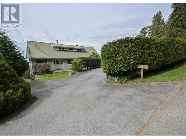 12873 Dogwood Drive, House detached with 5 bedrooms, 3 bathrooms and null parking in Sunshine Coast A BC | Image 24