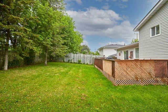 234 Huronia Rd, House detached with 3 bedrooms, 2 bathrooms and 3 parking in Barrie ON | Image 3