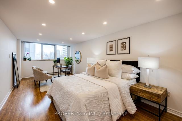 611 - 360 Bloor St E, Condo with 1 bedrooms, 1 bathrooms and 1 parking in Toronto ON | Image 2