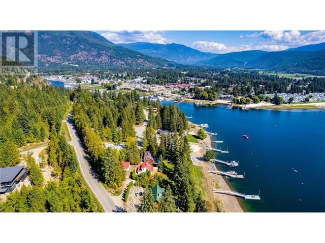 339 Coach Road, House detached with 3 bedrooms, 3 bathrooms and 8 parking in Sicamous BC | Image 54