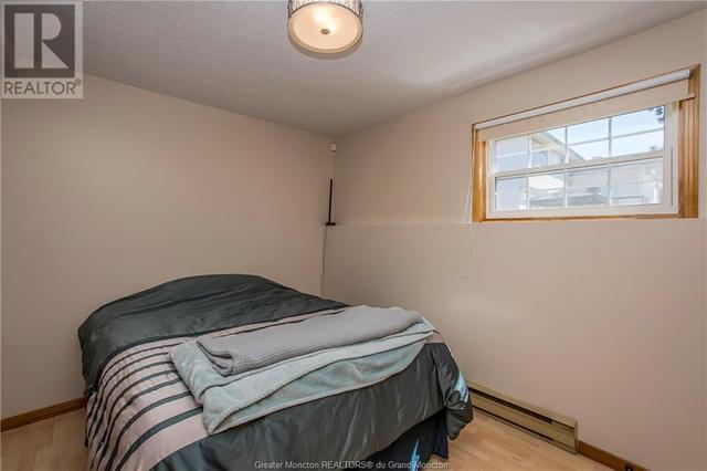 296 Gaspe St, House detached with 3 bedrooms, 2 bathrooms and null parking in Dieppe NB | Image 37