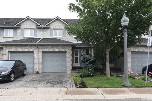 66 - 1 Royalwood Crt, Townhouse with 3 bedrooms, 2 bathrooms and 2 parking in Hamilton ON | Image 12