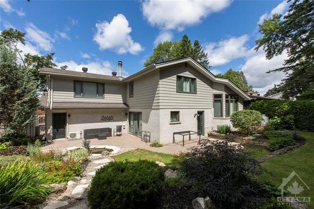 24 Commanche Drive, House detached with 5 bedrooms, 4 bathrooms and 6 parking in Ottawa ON | Image 27
