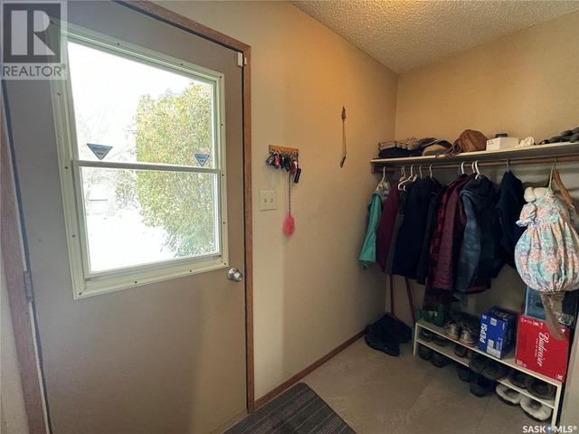 423 4th Avenue W, House detached with 4 bedrooms, 3 bathrooms and null parking in Biggar SK | Image 23