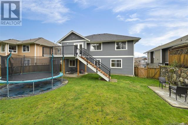 2243 Setchfield Ave, House detached with 5 bedrooms, 3 bathrooms and 2 parking in Langford BC | Image 31