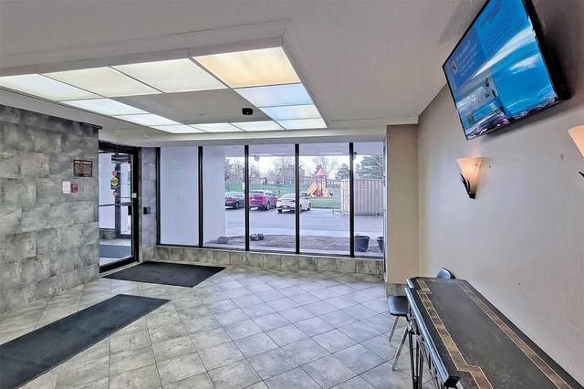 1705 - 17 Knightsbridge Rd, Condo with 2 bedrooms, 1 bathrooms and 1 parking in Brampton ON | Image 31