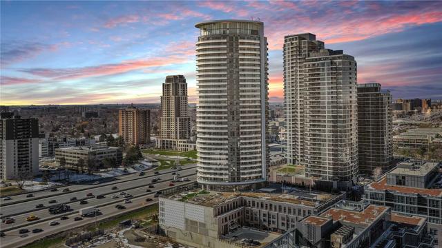 1010 - 30 Gibbs Rd, Condo with 2 bedrooms, 2 bathrooms and 1 parking in Toronto ON | Image 1