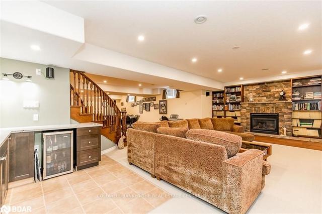 35 Reillys Run, House detached with 5 bedrooms, 6 bathrooms and 9 parking in Springwater ON | Image 26
