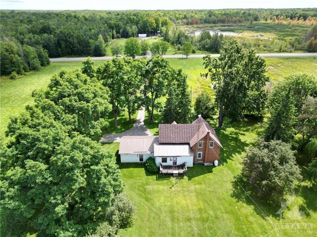 19013 County Road 22 Road, House detached with 3 bedrooms, 2 bathrooms and 5 parking in North Glengarry ON | Image 16