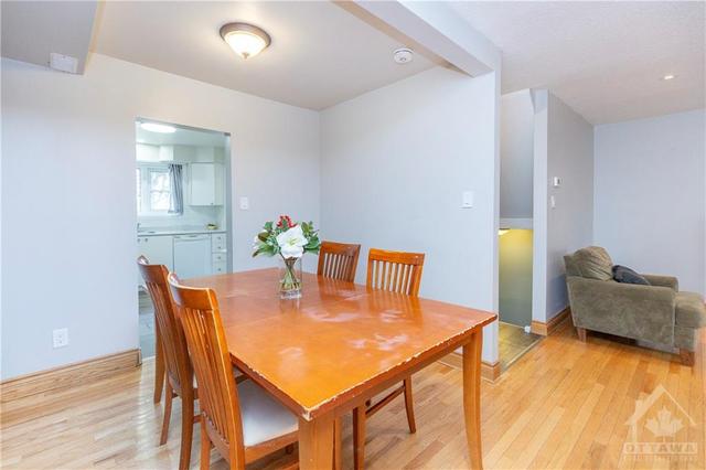 17 - 920 Dynes Road, Townhouse with 4 bedrooms, 2 bathrooms and 1 parking in Ottawa ON | Image 8