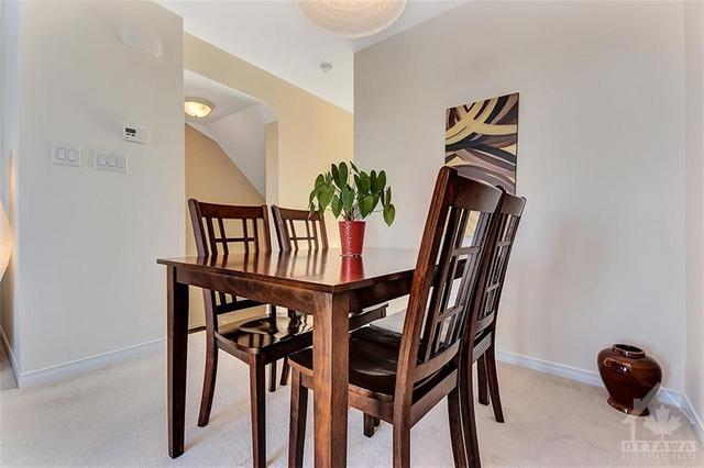 258 Shanly Private, Townhouse with 2 bedrooms, 2 bathrooms and 1 parking in Ottawa ON | Image 6