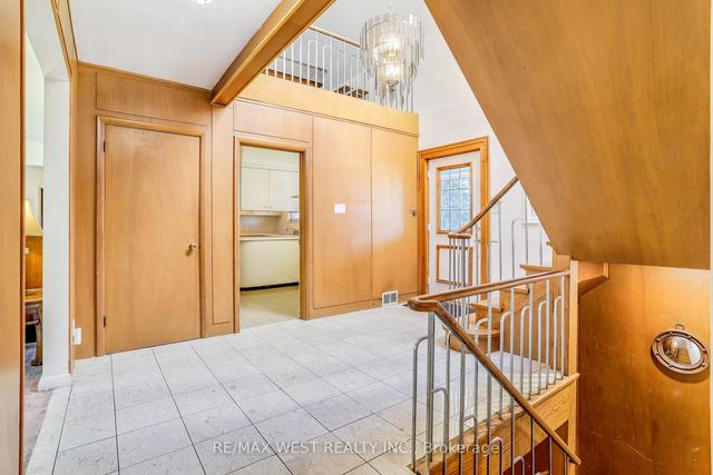 485 The Kingsway, House detached with 3 bedrooms, 3 bathrooms and 6 parking in Toronto ON | Image 23