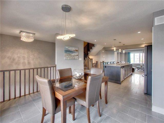 25 Jeffrey Dr, House attached with 3 bedrooms, 3 bathrooms and 1 parking in Guelph ON | Image 4