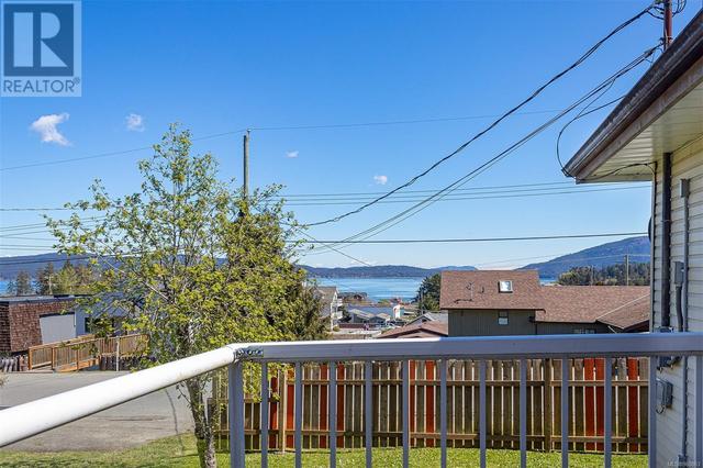 1669 Robert St, House detached with 3 bedrooms, 1 bathrooms and 3 parking in North Cowichan BC | Image 1