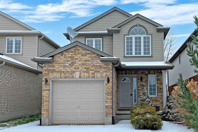 963 Bradshaw Cres, House detached with 3 bedrooms, 3 bathrooms and 3 parking in London ON | Image 1