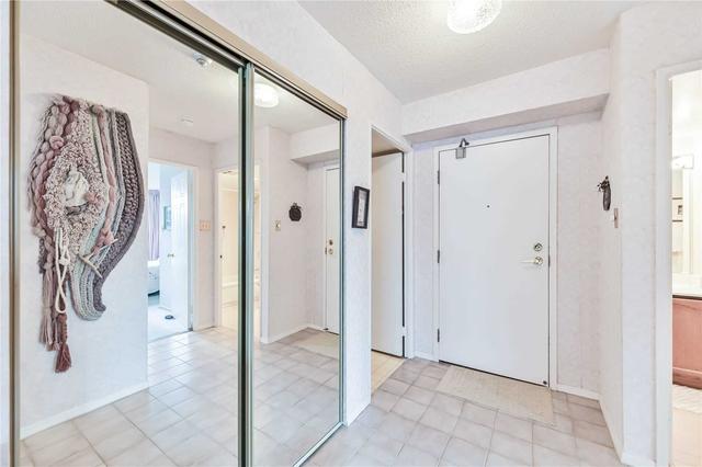 311 - 22 Clarissa Dr, Condo with 2 bedrooms, 2 bathrooms and 2 parking in Richmond Hill ON | Image 28