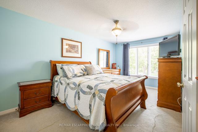 186 Lawrence Lane, House attached with 3 bedrooms, 4 bathrooms and 3 parking in Pelham ON | Image 38
