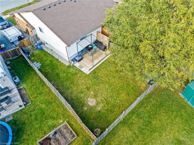 7924 Post Road, House semidetached with 2 bedrooms, 2 bathrooms and 2 parking in Niagara Falls ON | Image 15
