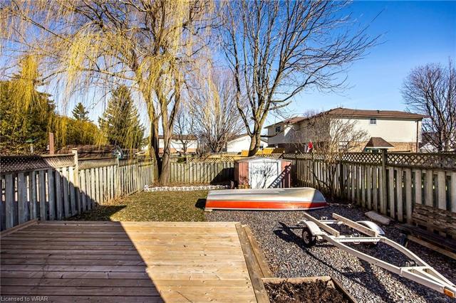 309b Northlake Drive, House semidetached with 3 bedrooms, 1 bathrooms and 2 parking in Waterloo ON | Image 21