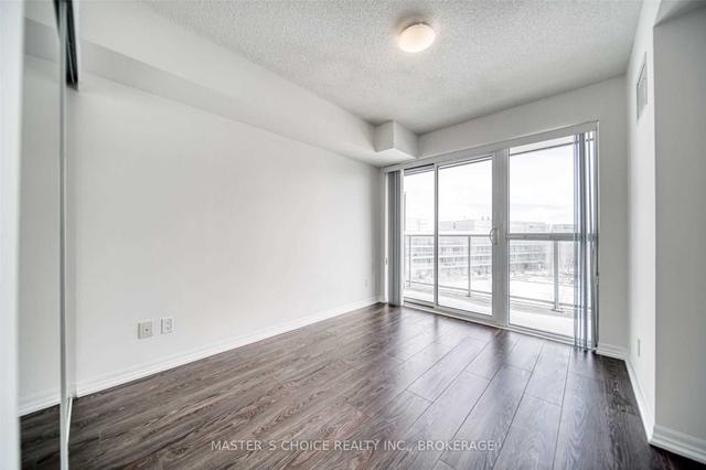 405 - 275 Yorkland Rd, Condo with 1 bedrooms, 1 bathrooms and 1 parking in Toronto ON | Image 3