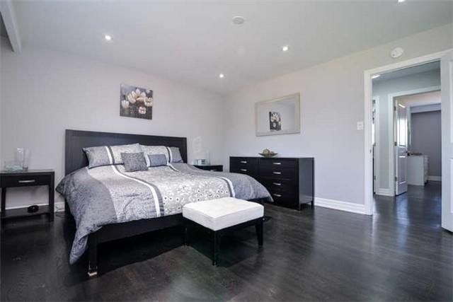 363 Michelle Row, House detached with 3 bedrooms, 4 bathrooms and 2 parking in Mississauga ON | Image 11