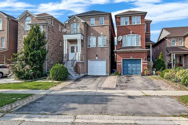 64 Sassafras Circ N, House detached with 3 bedrooms, 3 bathrooms and 1 parking in Vaughan ON | Image 1
