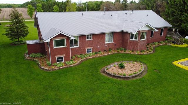 9534 Sideroad 3, House detached with 6 bedrooms, 4 bathrooms and 8 parking in Wellington North ON | Image 5