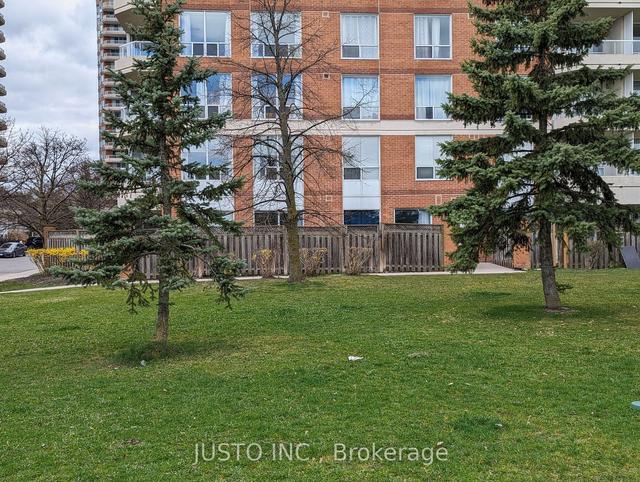105 - 480 Mclevin Ave, Condo with 3 bedrooms, 2 bathrooms and 1 parking in Toronto ON | Image 14