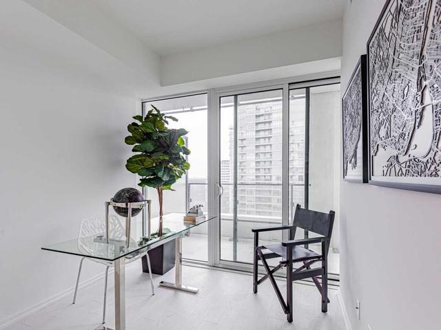 2907 - 5 Soudan Ave, Condo with 2 bedrooms, 2 bathrooms and 1 parking in Toronto ON | Image 10
