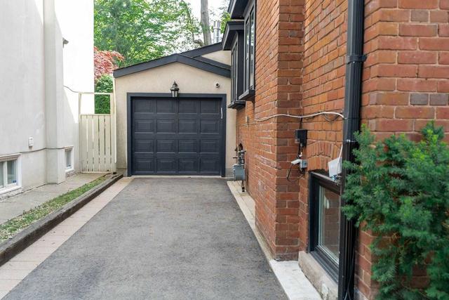 167 Douglas Dr, House detached with 5 bedrooms, 5 bathrooms and 4 parking in Toronto ON | Image 18