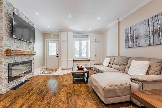 27 Edith Ave, House semidetached with 3 bedrooms, 2 bathrooms and 0 parking in Toronto ON | Image 29